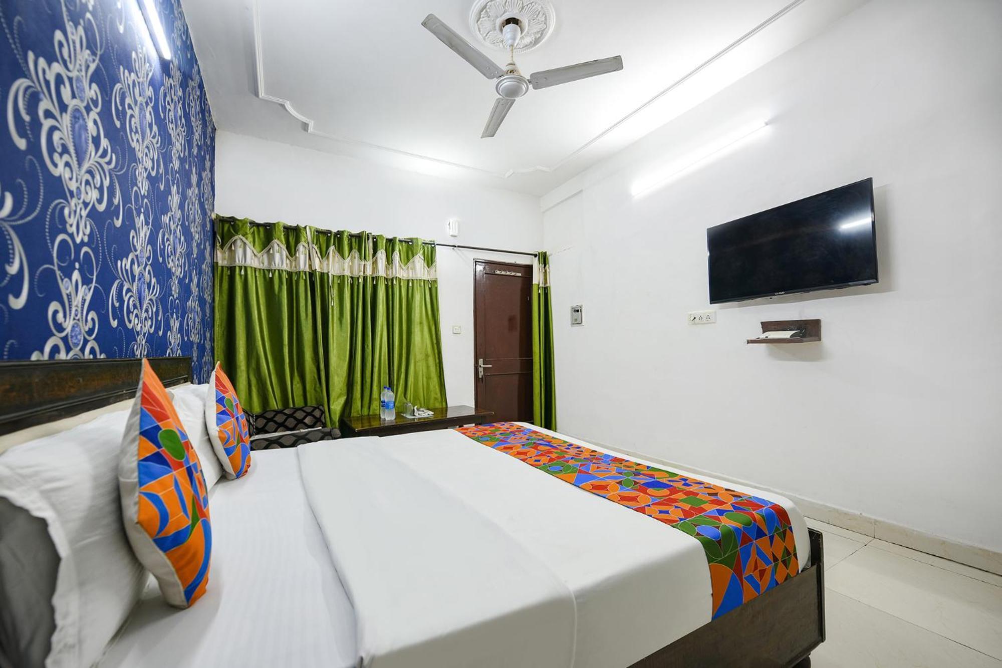 Fabexpress Diamond Sec 45 Hotel Chandigarh Bagian luar foto