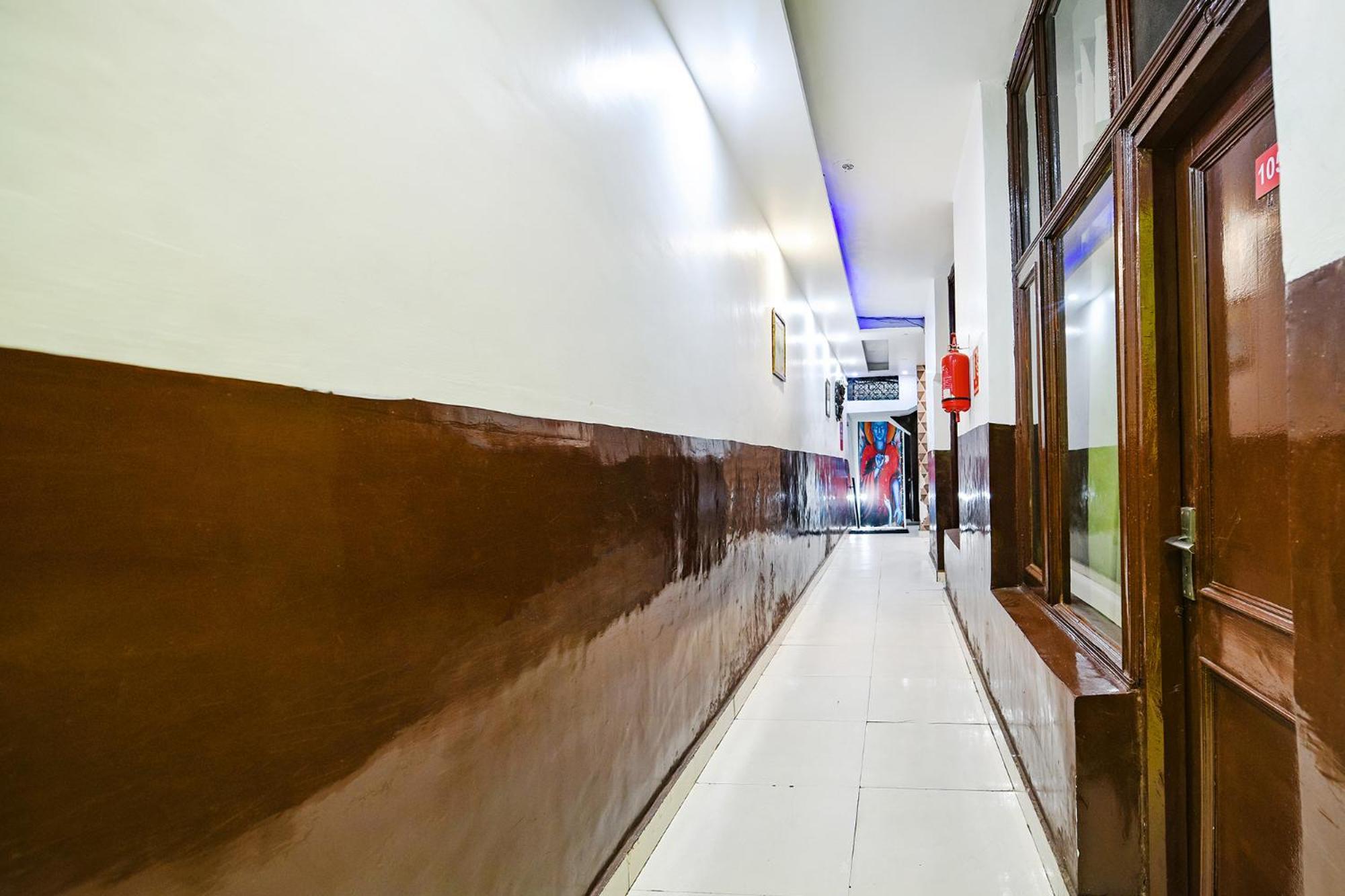 Fabexpress Diamond Sec 45 Hotel Chandigarh Bagian luar foto