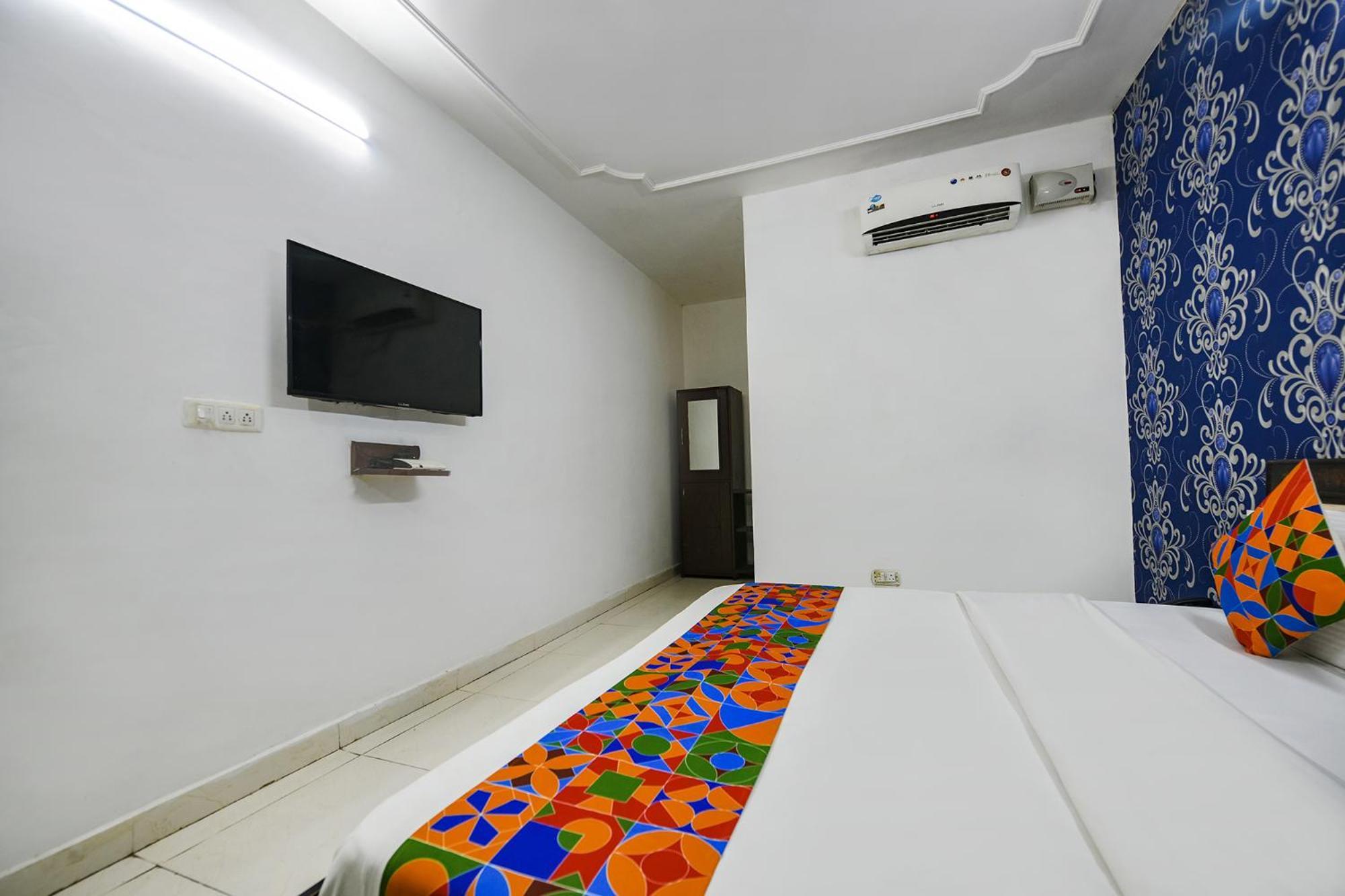 Fabexpress Diamond Sec 45 Hotel Chandigarh Bagian luar foto