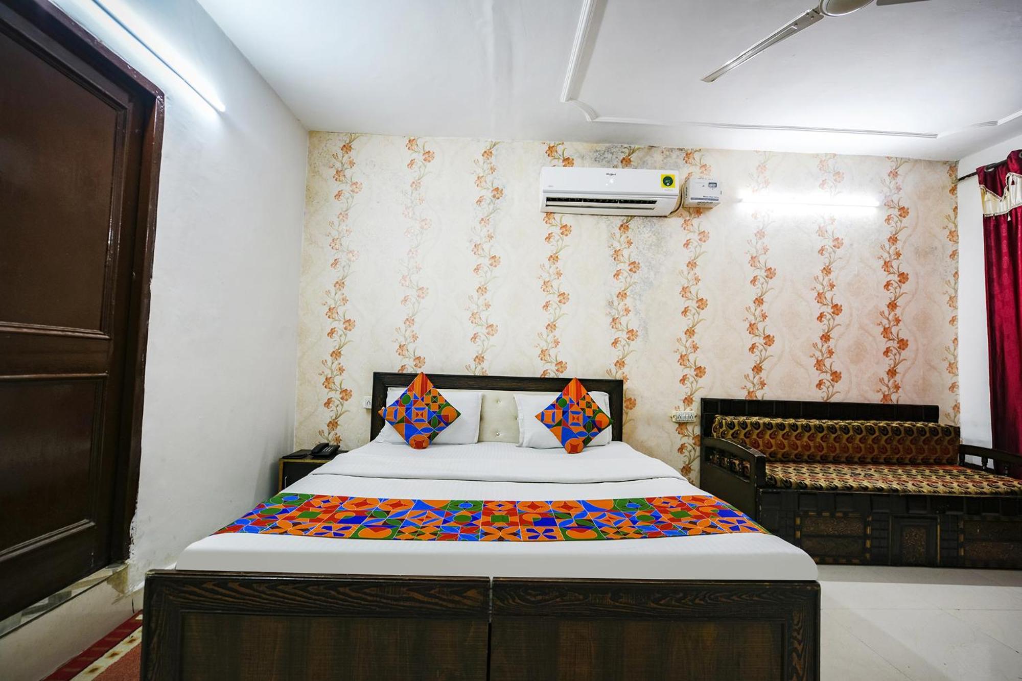 Fabexpress Diamond Sec 45 Hotel Chandigarh Bagian luar foto